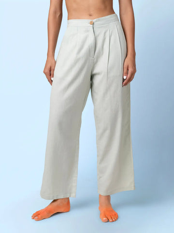 Eela - Green Pleated Pants